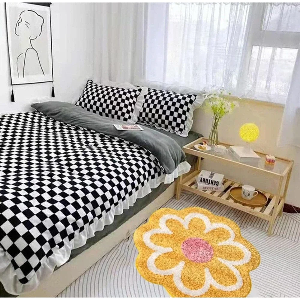 Funny Flower Bath Mat Shower Rug, Cute Pink Bathroom Rug, Non Slip Ultra Soft